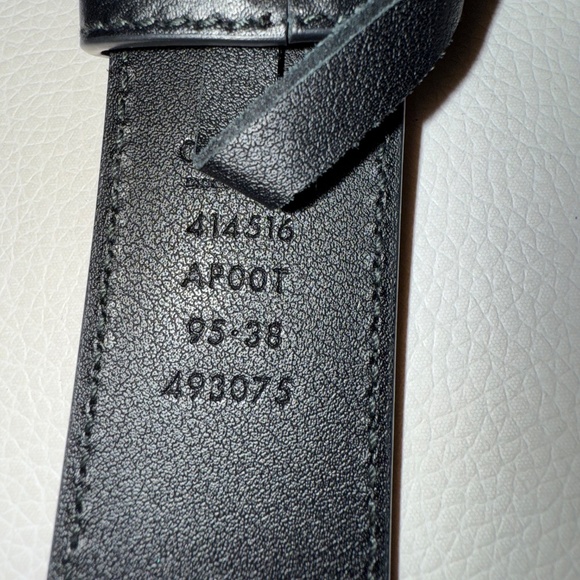 Gucci Belt (w/original receipt) - Picture 2 of 4